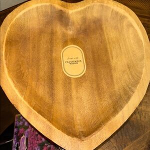 Wood Heart Shaped Bowl & 2 PieceTeaTowels Set